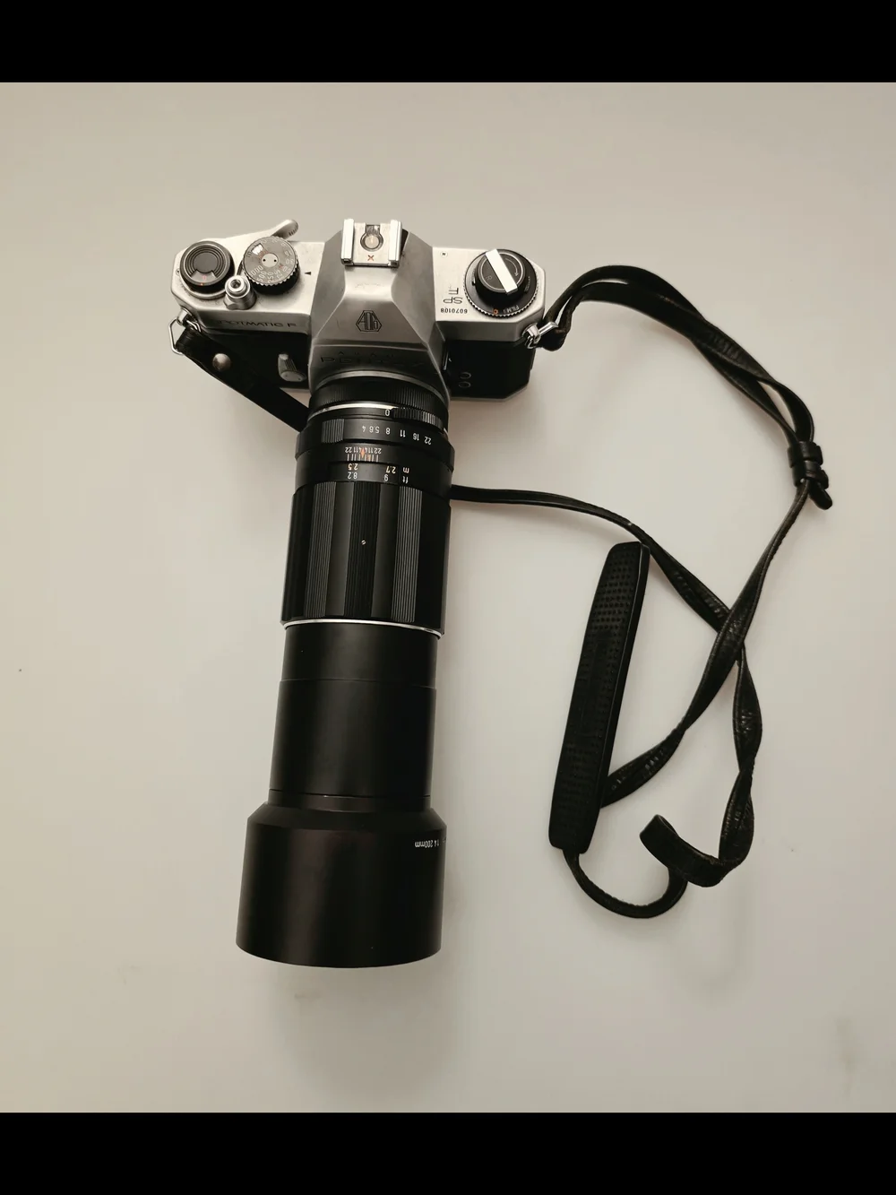 Asahi Pentax Spotmatic F 35mm Film Camera with Black Telephoto Lens